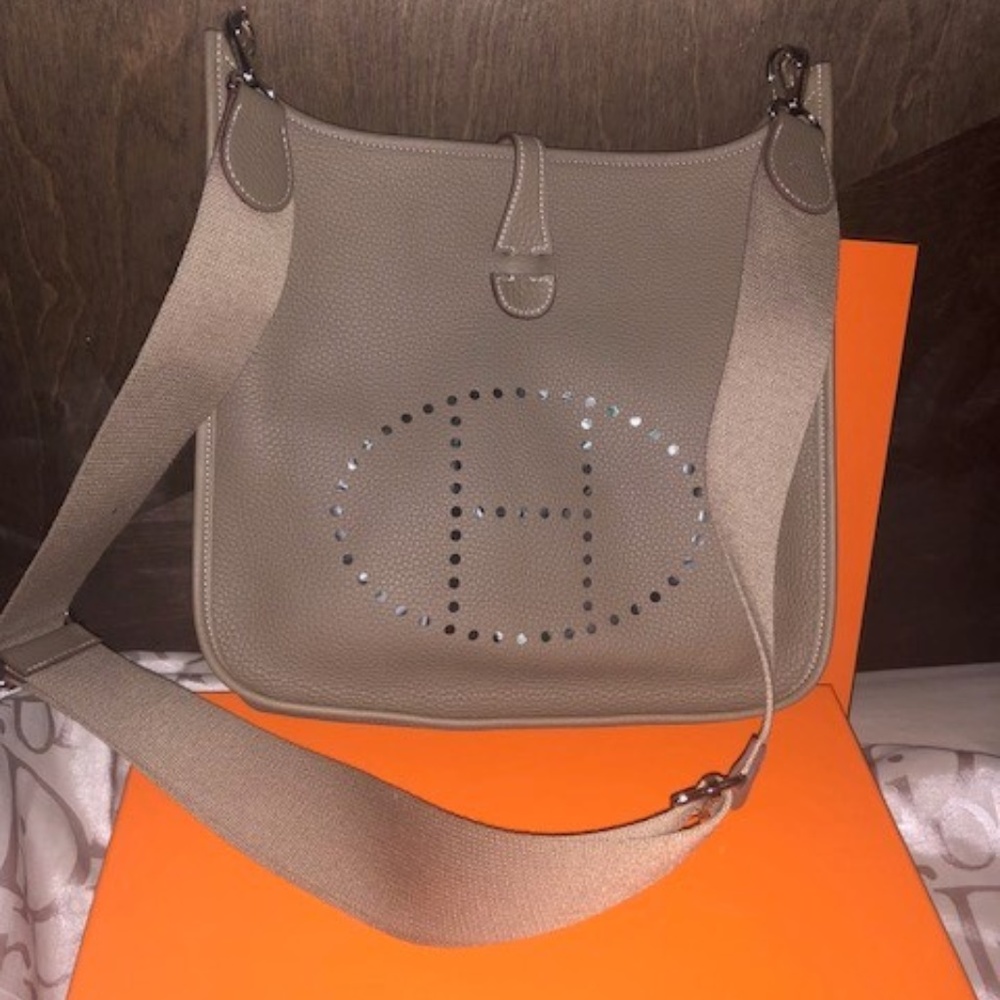 Hermes Eveline III PM EToupe Color